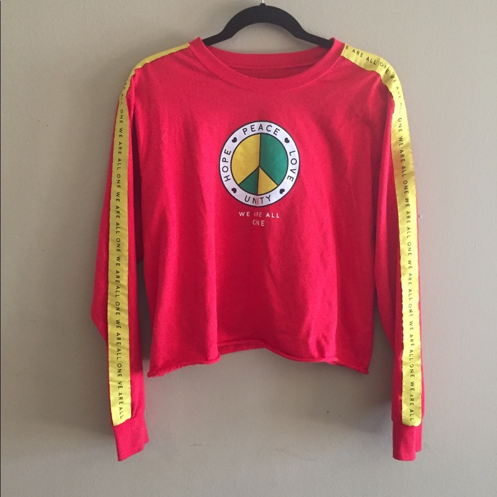 cropped long sleeve top